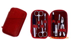 美容美甲套裝，家居日用品與化妝品批發的最佳選擇